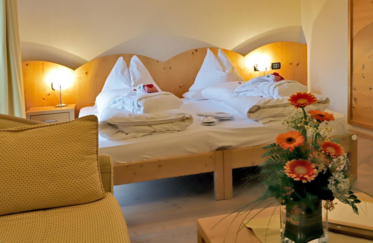 Hotel Dolomiten 3*
